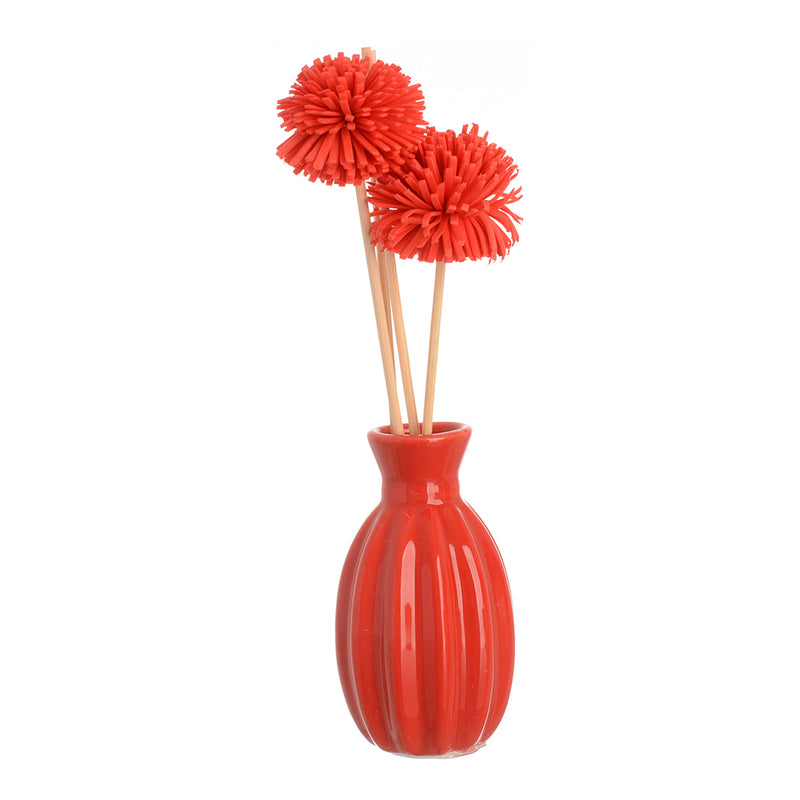 A scent in the shape of a rose vase with a special perfume, small red size