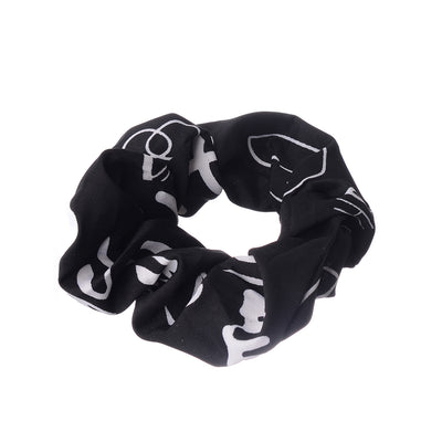 A set of hair scrunchies for women, 2 pieces, engraved with letters, black*white