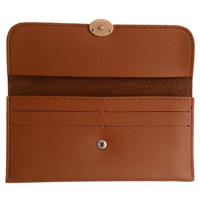 Women's leather wallet with multiple pockets, camel