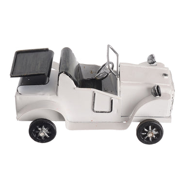 Classic open-top car, miniature metal model, hand-movable, decorative, 7*13 cm, white
