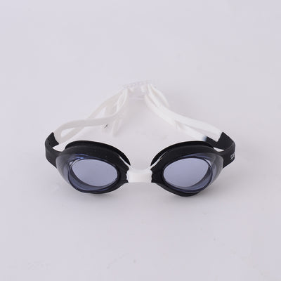 Children's swimming goggles with a case from Speedo