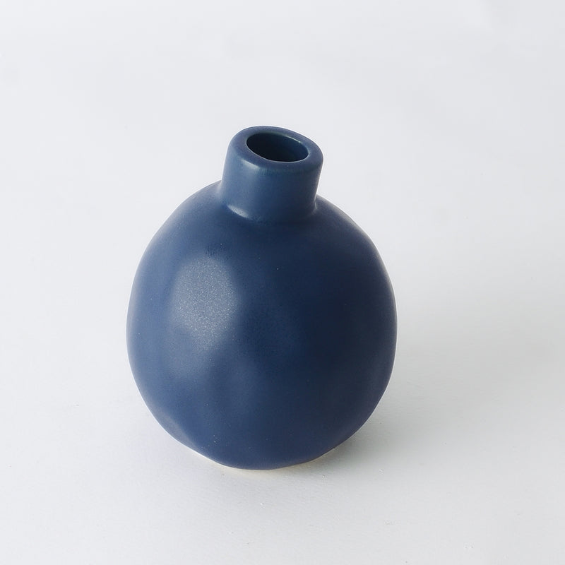 Small decorative ceramic flower vase, 10 cm