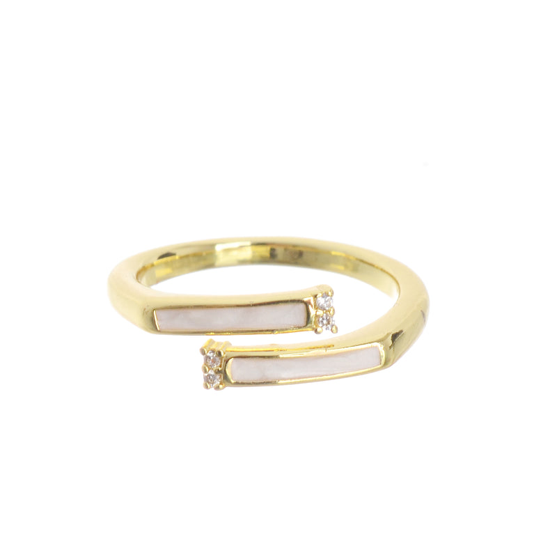 A distinctive gold adjustable ring ring from Fashion Jewelery Free Size