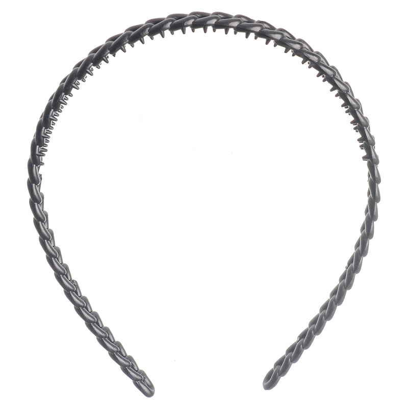 A collar necklace in the form of connected rings for women