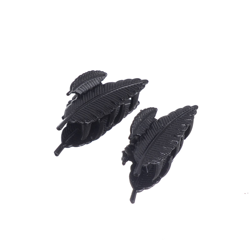 Kart Tok leaf-shaped hair clip, consisting of two pieces, black color