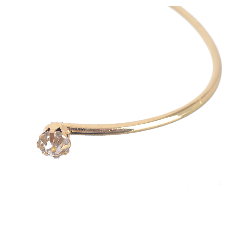 Heart-shaped bracelet decorated with open zircon stones in gold color