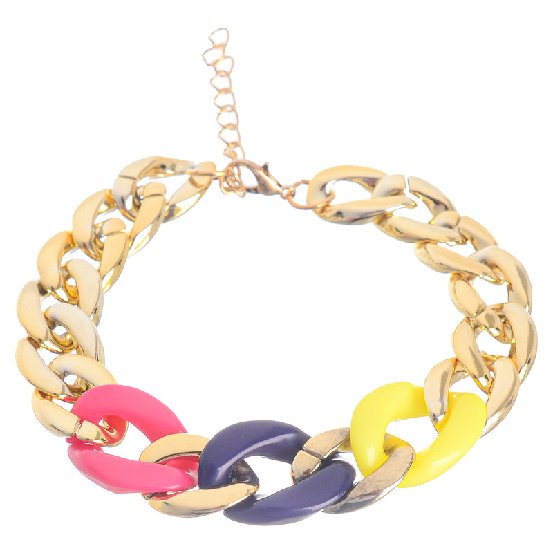 Wide chain-shaped hand strap, golden color