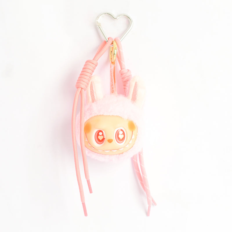 ميدالية لابوبو  تعليقة كميدالية زينة للشنط