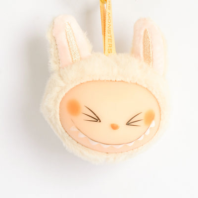 ميدالية لابوبو  تعليقة كميدالية زينة للشنط