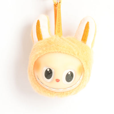 ميدالية لابوبو  تعليقة كميدالية زينة للشنط