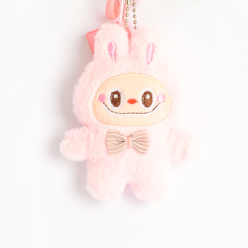 ميدالية لابوبو (Love )تعليقة كميدالية زينة للشنط