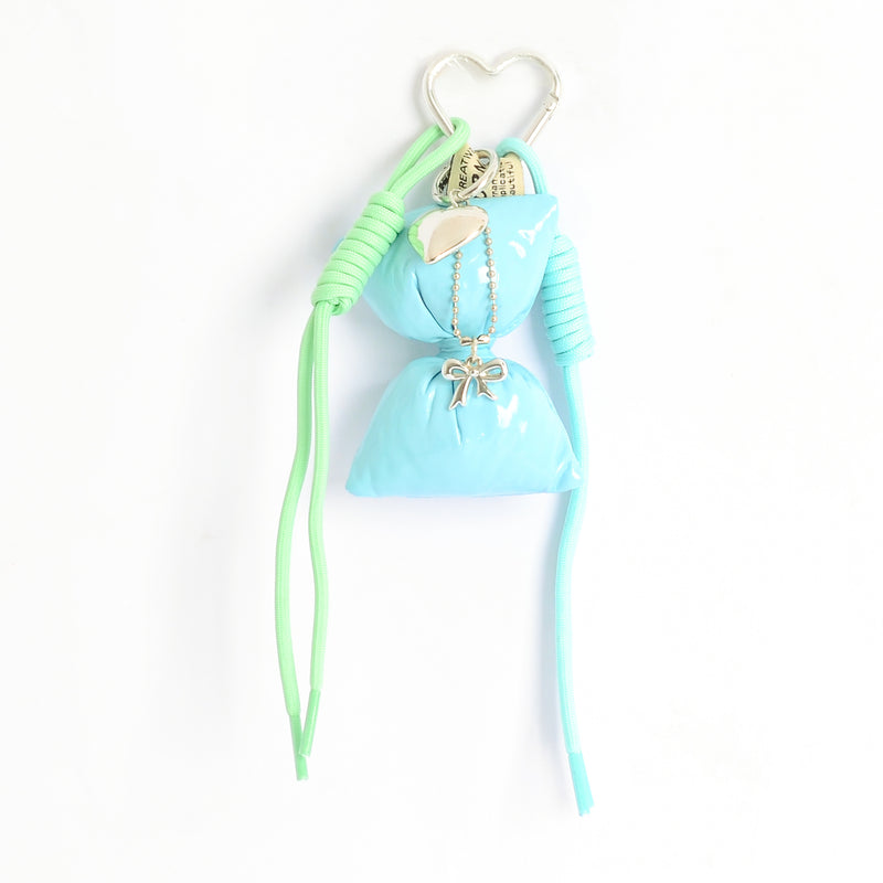 ميدالية فيونكة تعليقة كميدالية زينة للشنط