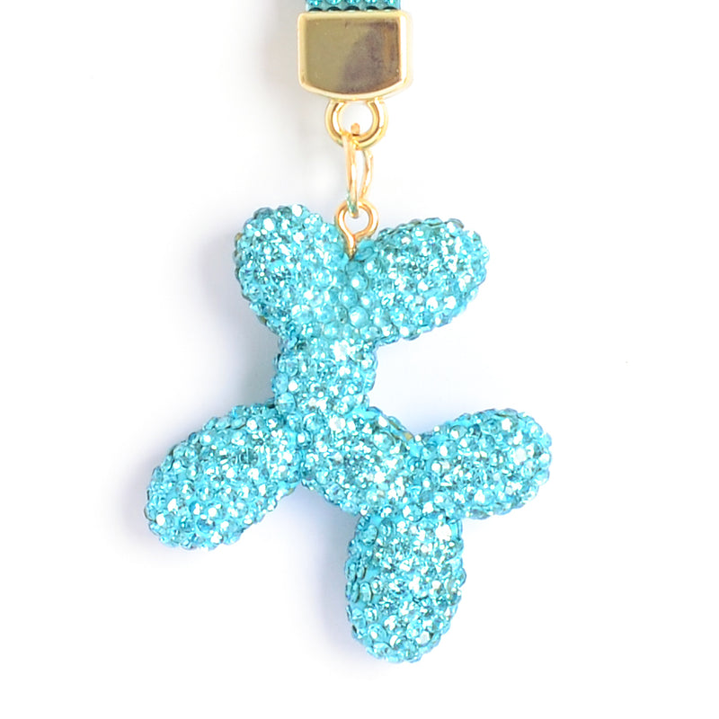 ميدالية و سلسلة مفاتيح ودلايه شنطة يد بتصميم كلب بأحجار الراين