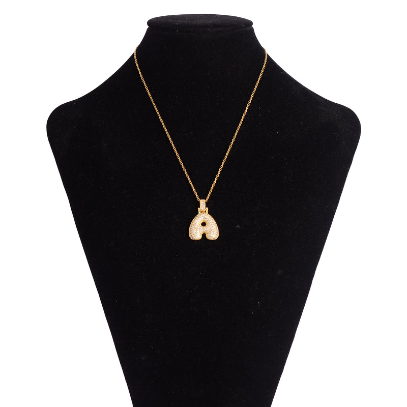 سلسلة رفيعة بدلاية أشكال حروف مرصع بفصوص الزركون ملونة باللون الذهبي