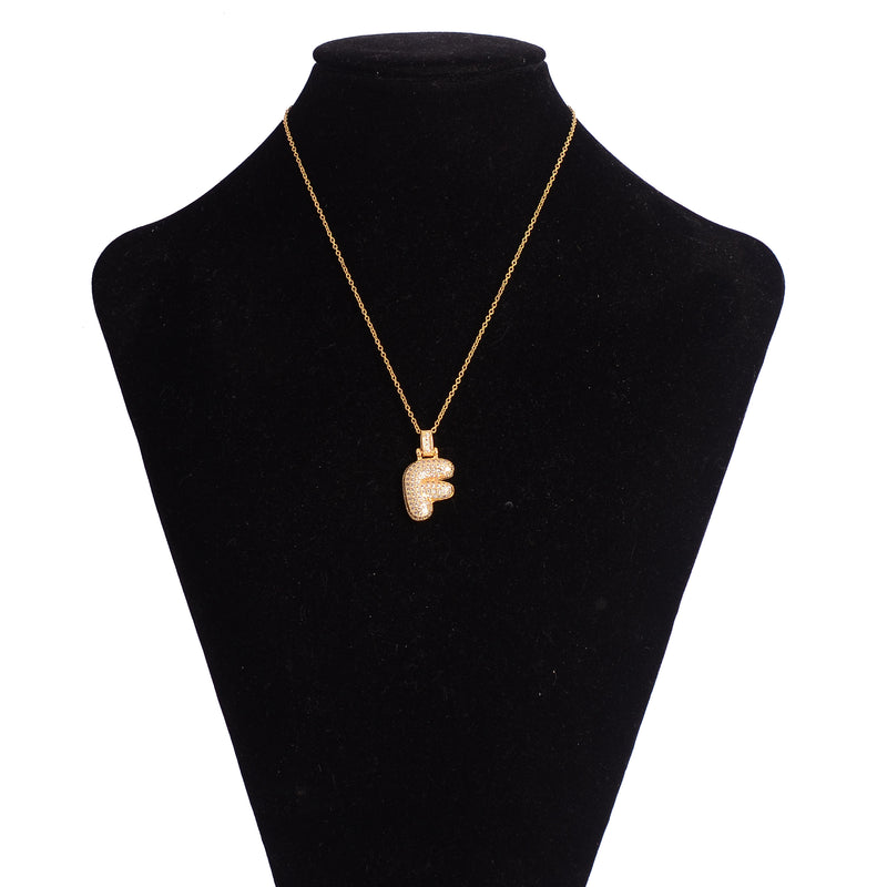 سلسلة رفيعة بدلاية أشكال حروف مرصع بفصوص الزركون ملونة باللون الذهبي