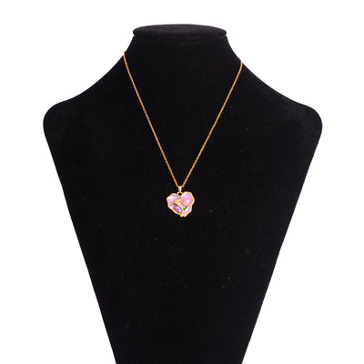 سلسلة رفيعة بدلاية شكل قلب بداخله وردة بارزة