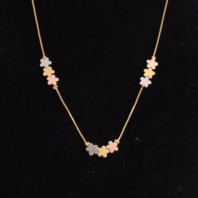 سلسلة عصرية مرصعة بالزهرة الرباعية ملونة لون ذهبي