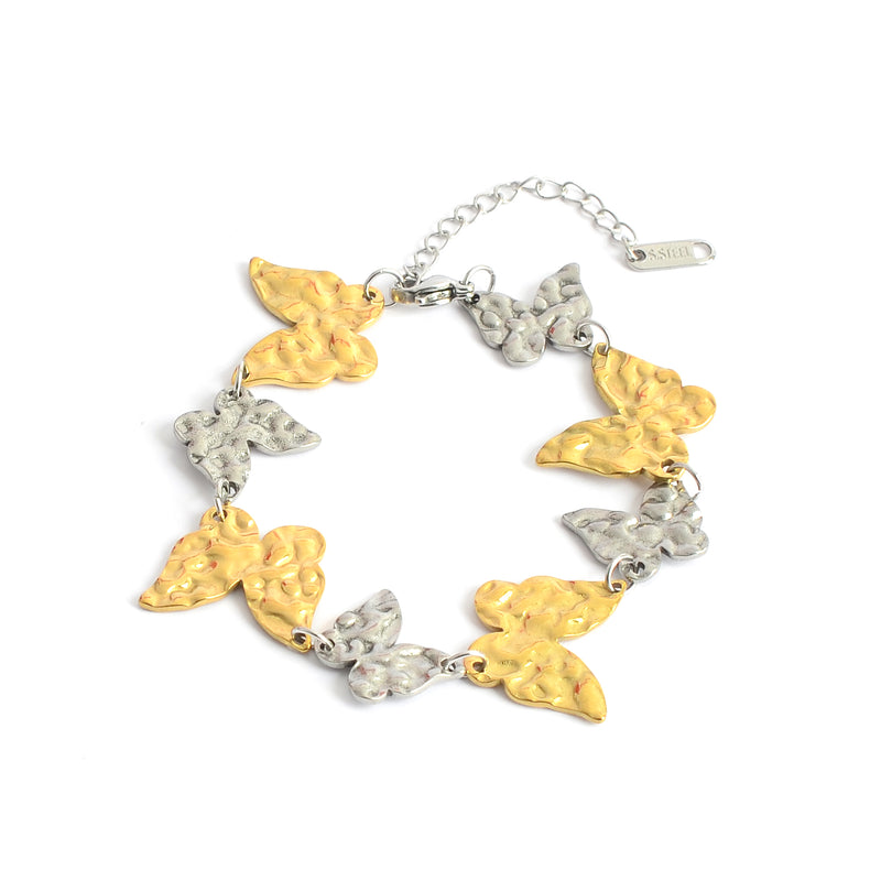 انسيال بلون ذهبي وفضي بتصميم فراشات