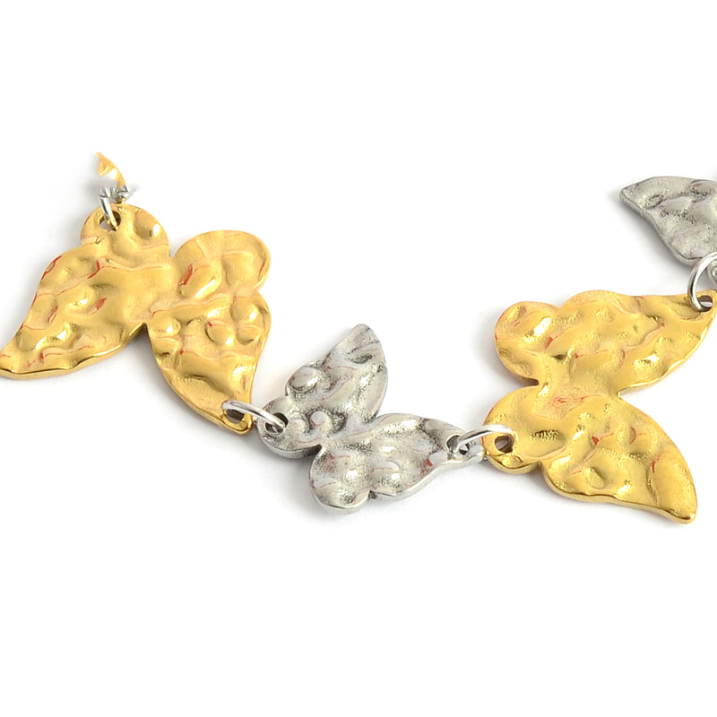 انسيال بلون ذهبي وفضي بتصميم فراشات