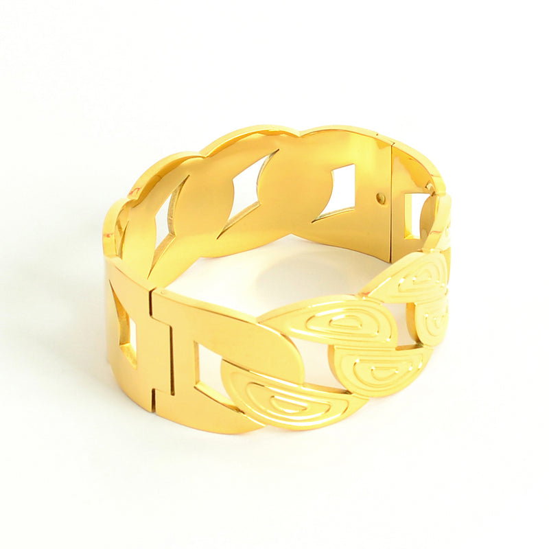 سوار يد عريض بتصميم عتيق لون ذهبي