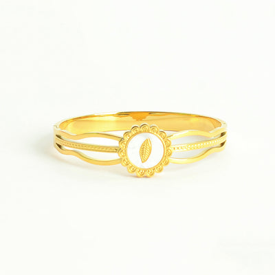 سوار يد صلب مع تصميم دائرة وردة بيضاء بشكل رخامي لون ذهبي