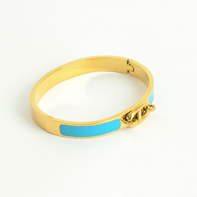 سوار يد صلب مع زخرفة فالمنتصف بيضاوية بارزة