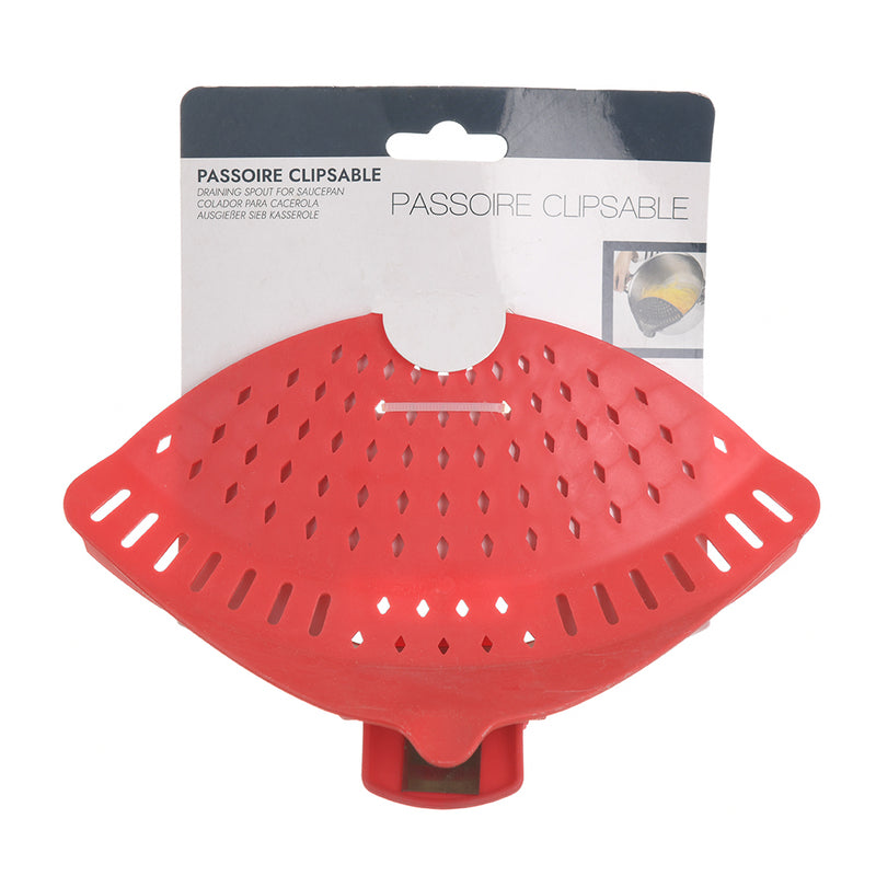 Clip-shaped pasta strainer