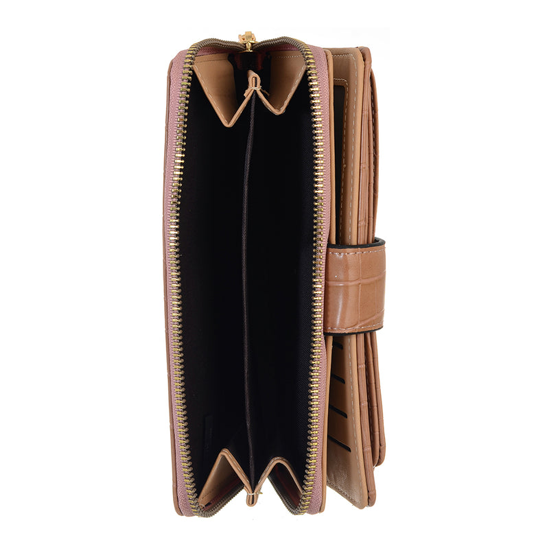 Leather wallet with elegant design