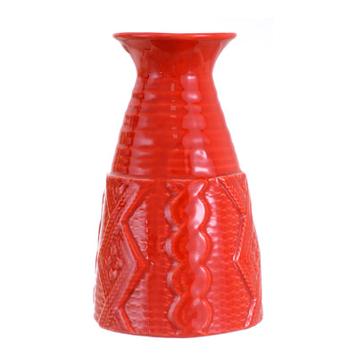 Pottery vase decorated with engravings, 14 cm