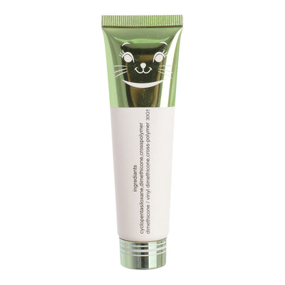 Mate Cinema Primer is quick-drying, waterproof and reduces the appearance of shine and pores