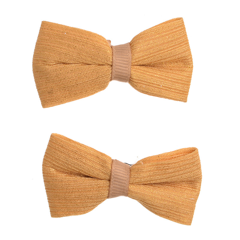 2-piece hair clip in a simple bow shape